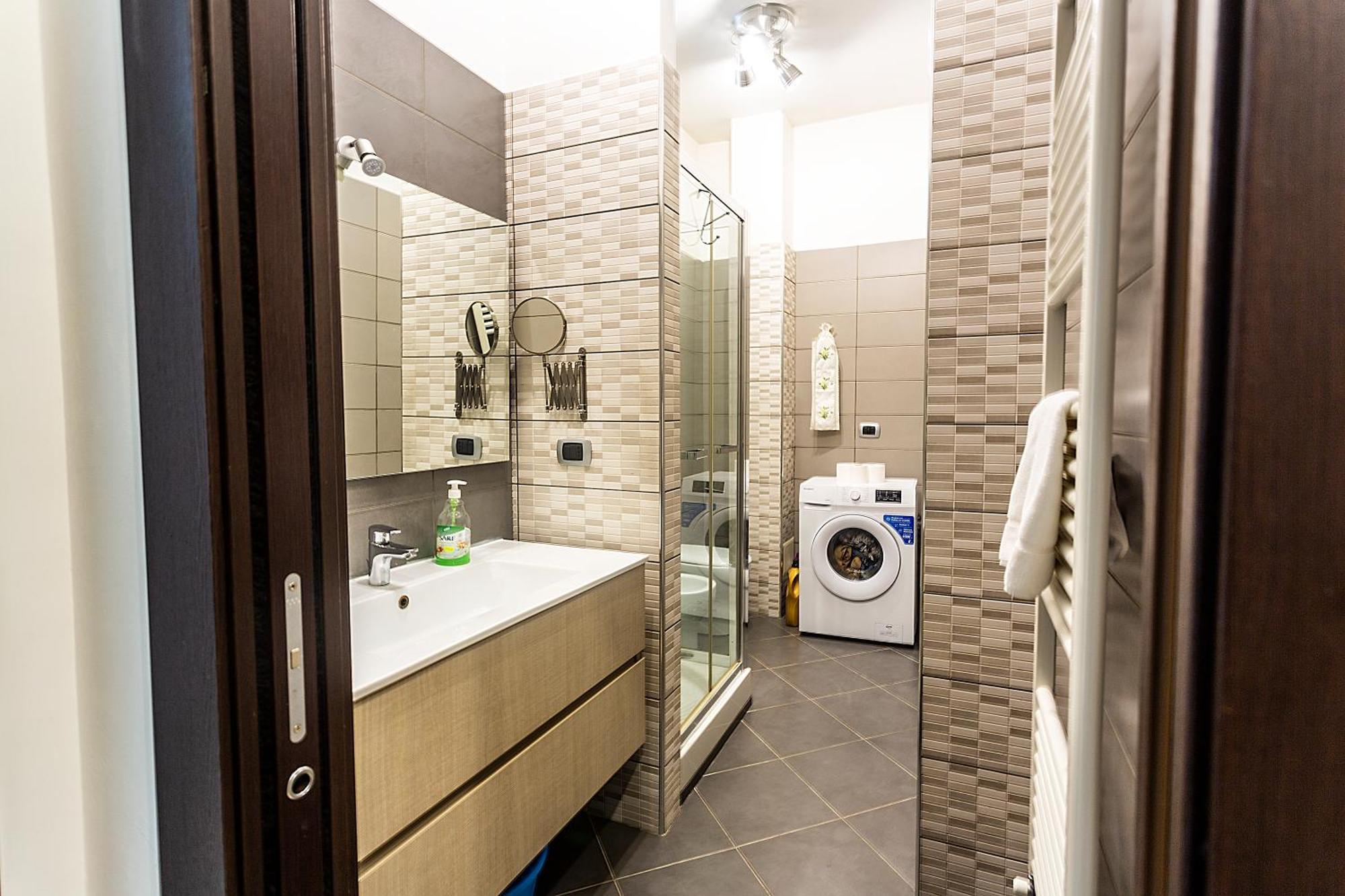 Naos C&G Hospitium Apartment โรม ภายนอก รูปภาพ